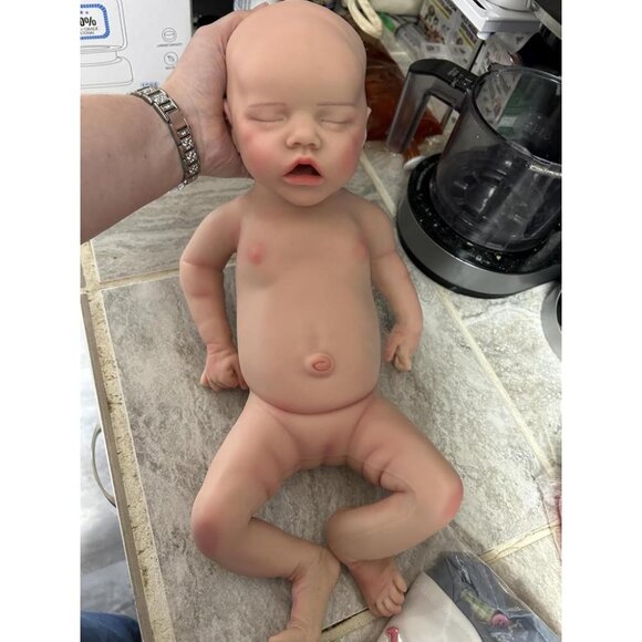 🆕17.2in Full Silicone ivory Reborn Baby Girl Lifelike Sleeping Reborn Doll - Picture 2 of 10